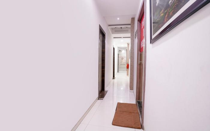 FabHotel Elvis International