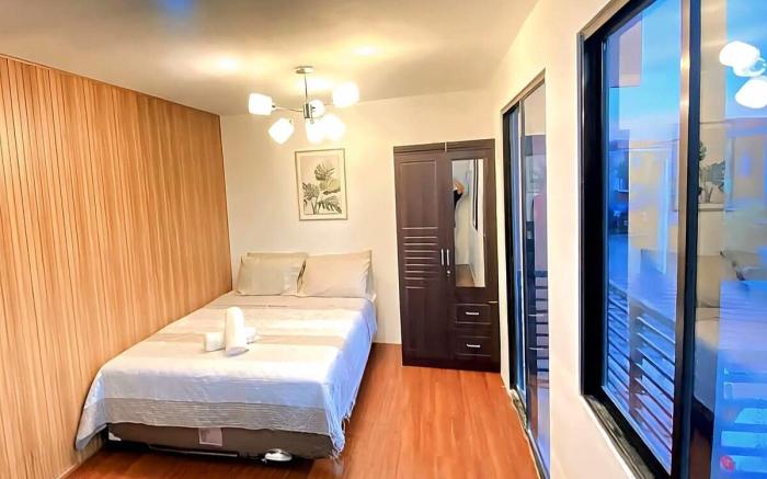 Staycation 2BR Townhouse in Montierra Uptown CDO