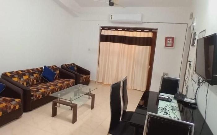 1BHK-10 Pool View/AC/WiFi/Backup/Nr Candolim Beach