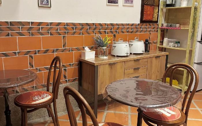 I-SHAN B&B美麗獨棟特色住宅，四臥室包棟。獨立衛浴、冷暖氣。交通便利