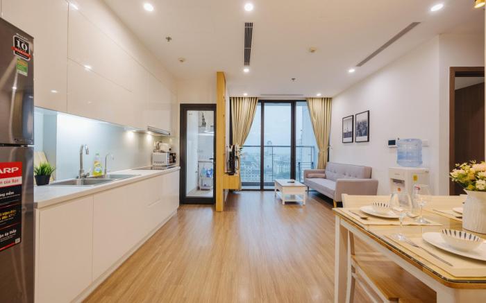 Vinhomes Skylake 2 Bedrooms City Skyline