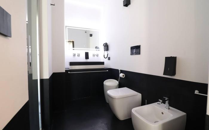 BlackWhite Otranto Suite