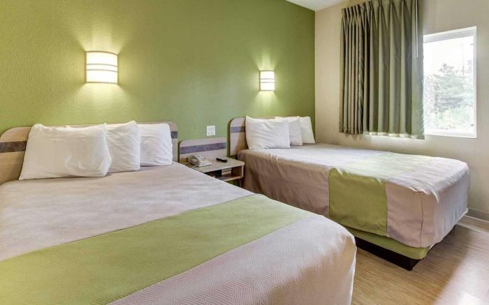 Motel 6 Medina, OH - Cleveland