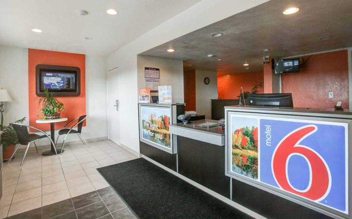 Motel 6 Elkton, MD