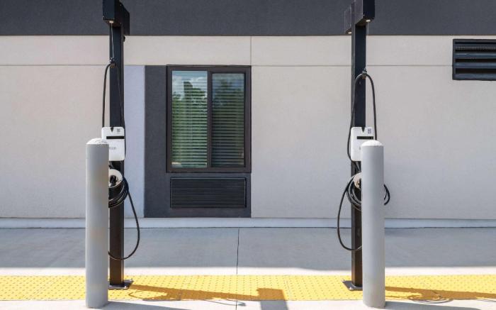 ECHO Suites Extended Stay by Wyndham Reno