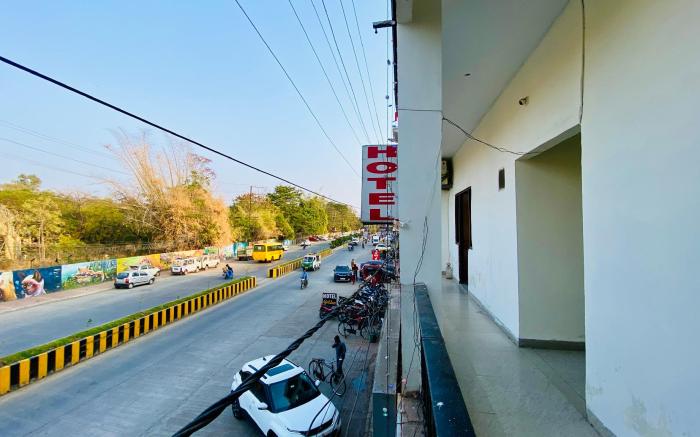 Hotel Bamleshwari