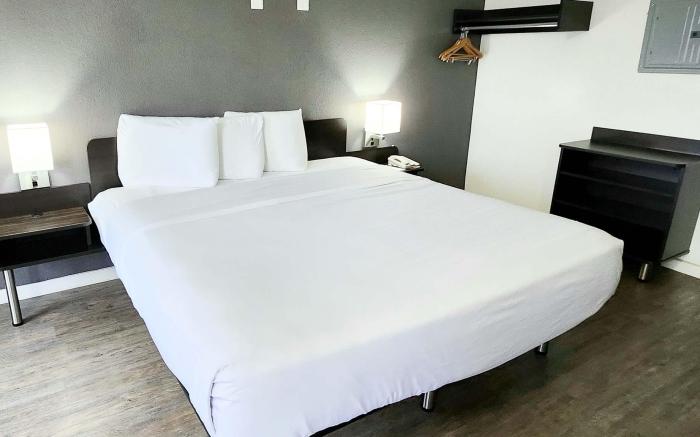 Motel 6 Columbus, GA - Downtown