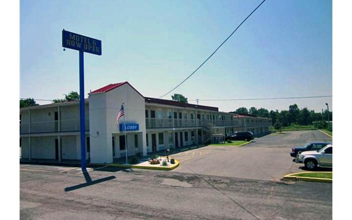 Motel 6 Mount Vernon, IL