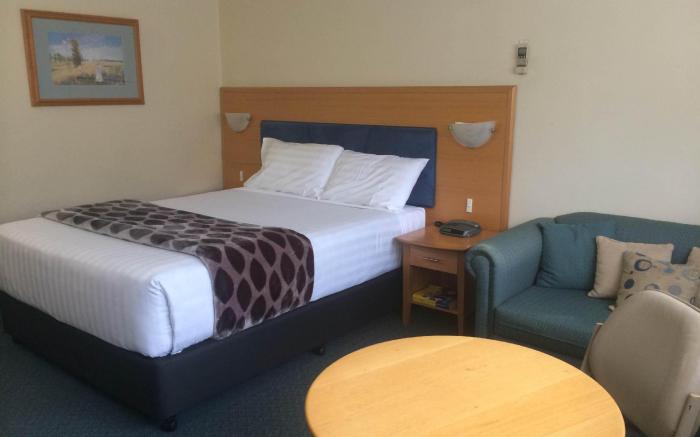 Park Motor Inn