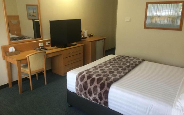 Park Motor Inn