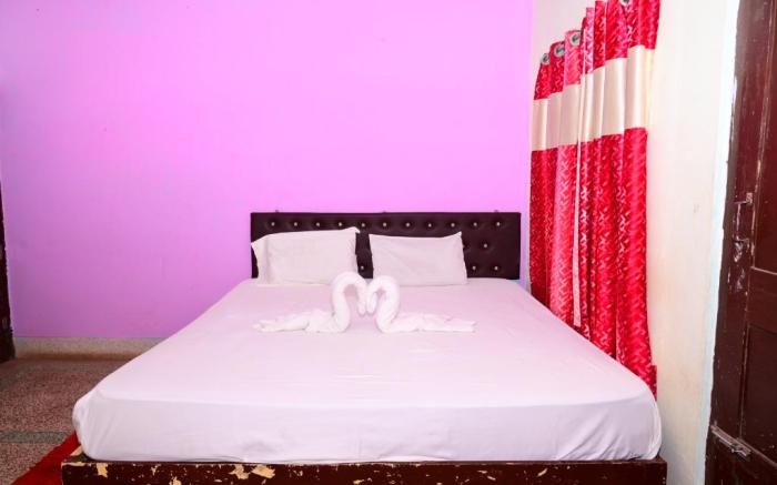 DhamStay Hotel JK inn Near Beach & Temple Puri