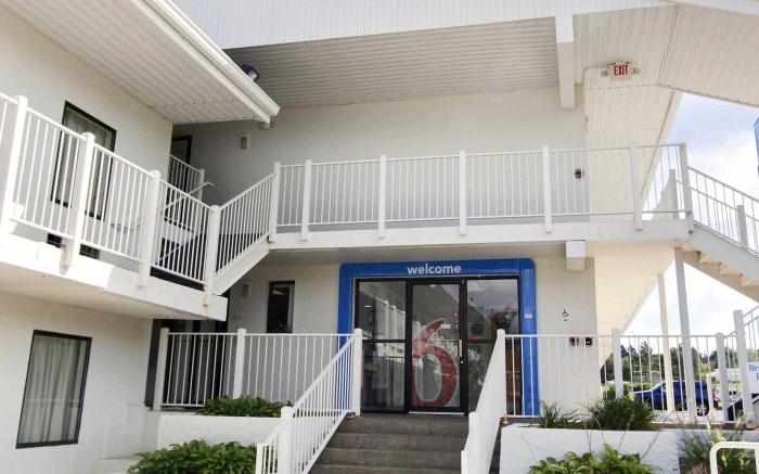 Motel 6 Middleburg Heights, OH - Cleveland