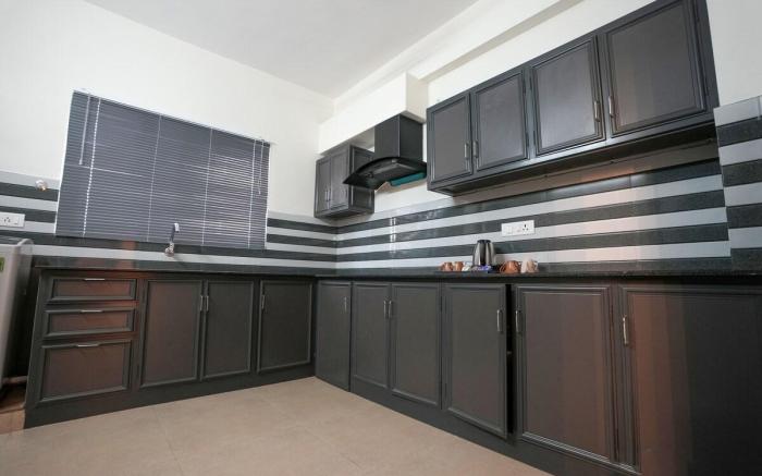 Centur Apartments