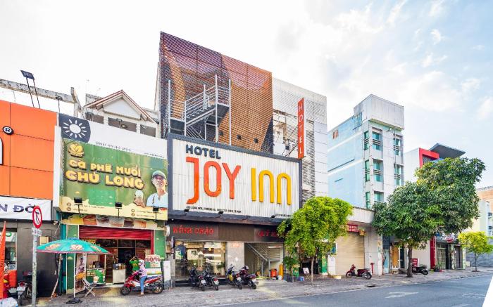 Collection O District Tan Binh Near Airport Formerly Joy Inn