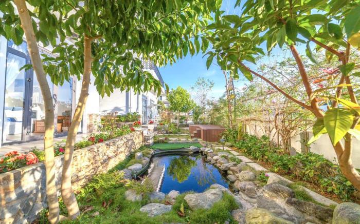 Boho Boutique Dalat - Romantic Light Valley View