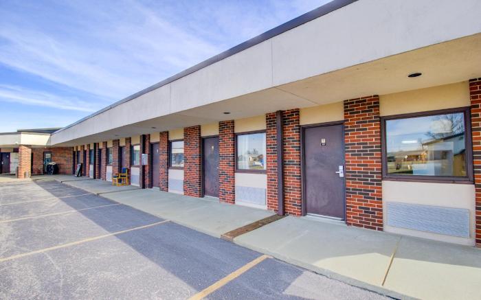 OYO Malden Airport Inn