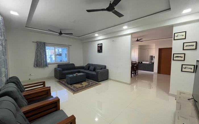 Spacious 3BHK in Kakatiya hills
