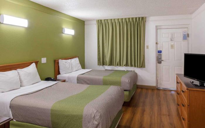 Motel 6 Knoxville, TN
