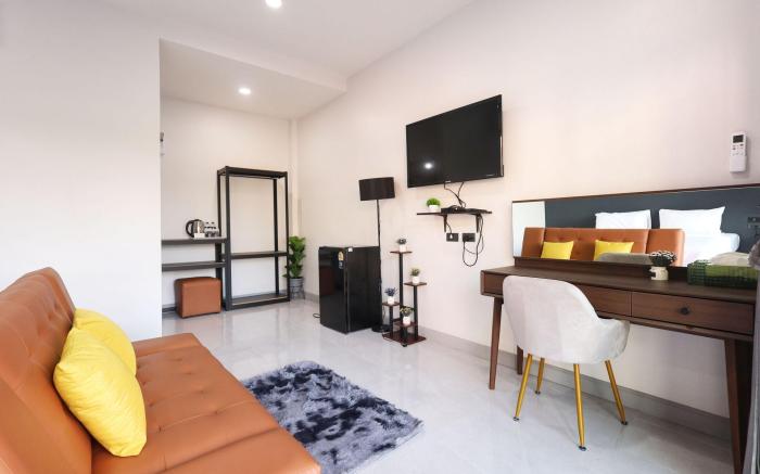 Hillside Premium Hotel