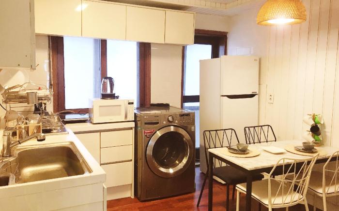 [Hongdae] Grand suite(2Rooms & 2Bathrooms) #D