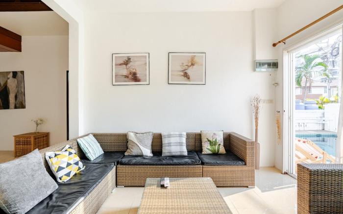 G’warmth Pool Villa