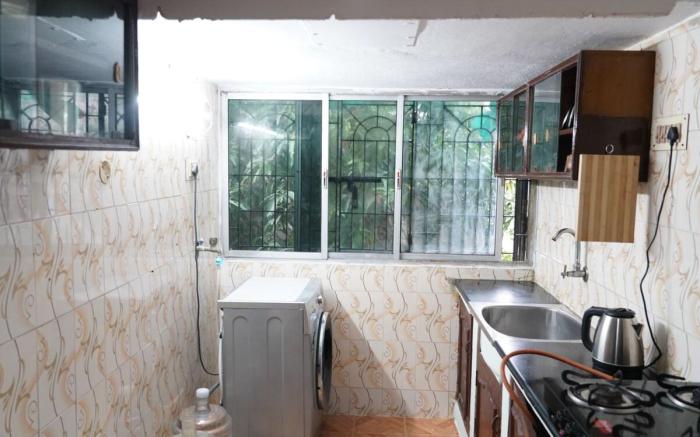 AHK3 -Lovely 2 BHK in P.T Rajan Salai + Car Park