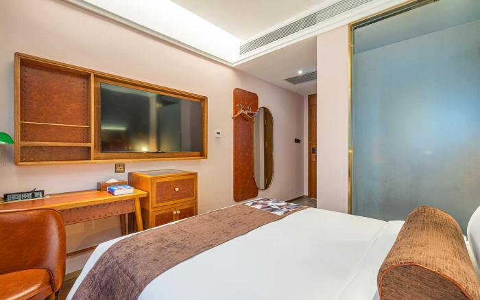 James Joyce Coffetel Beijing Sanlitun Hujialou Metro Station