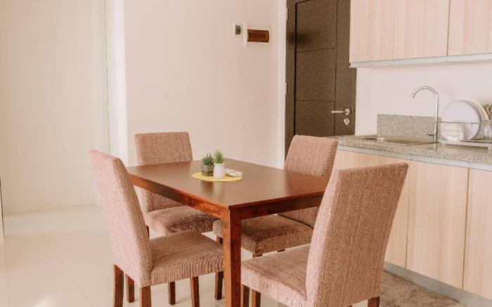 Spacious  Bright Family Escape