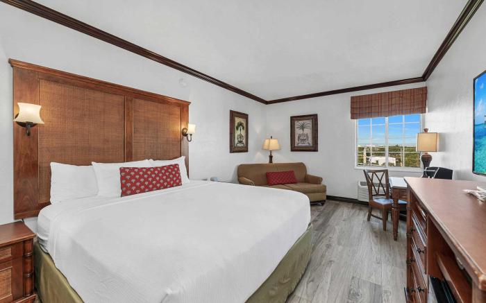 Bayfront Inn 5th Avenue