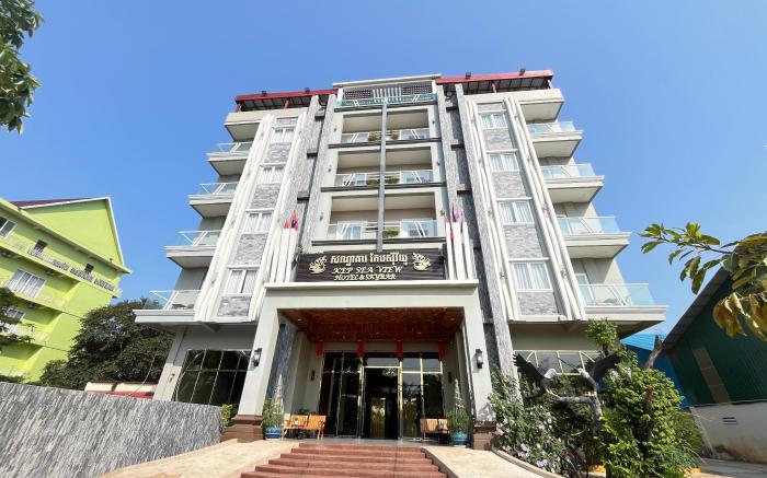 Kep Sea View Hotel &  Sky Bar