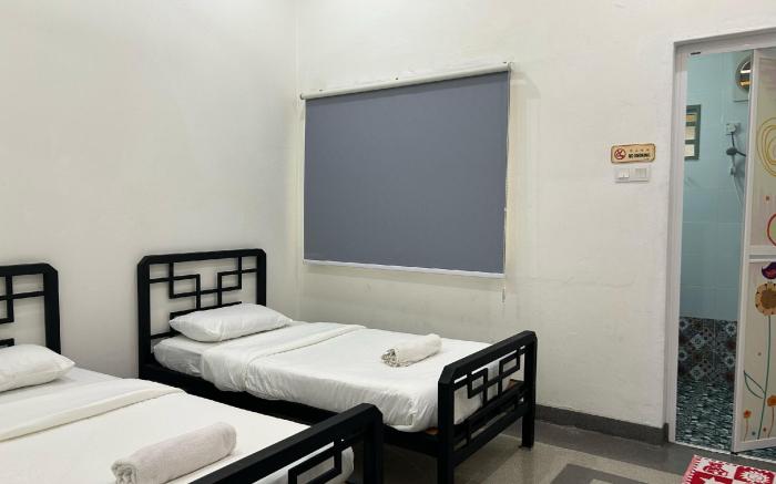 Warm Stay No.10 (Single Room with Bathroom 2 pax)