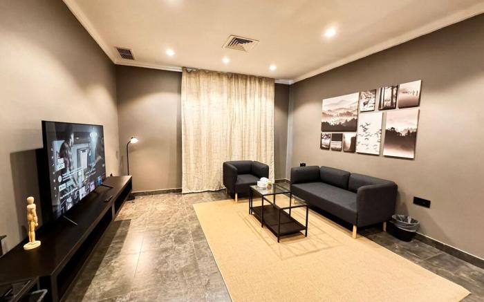 Luxury 2 Bedroom Apartment Near Seaside 109