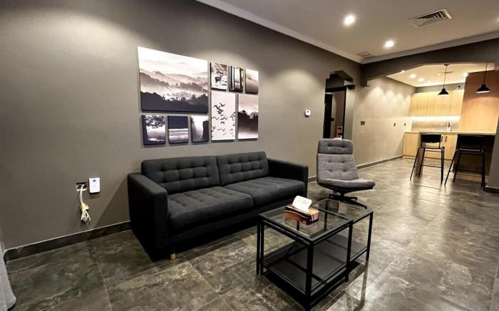 Luxury 2 Bedroom Apartment Near Seaside 103