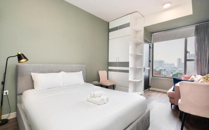 YO's Homes Rivergate Apartment Near District 1