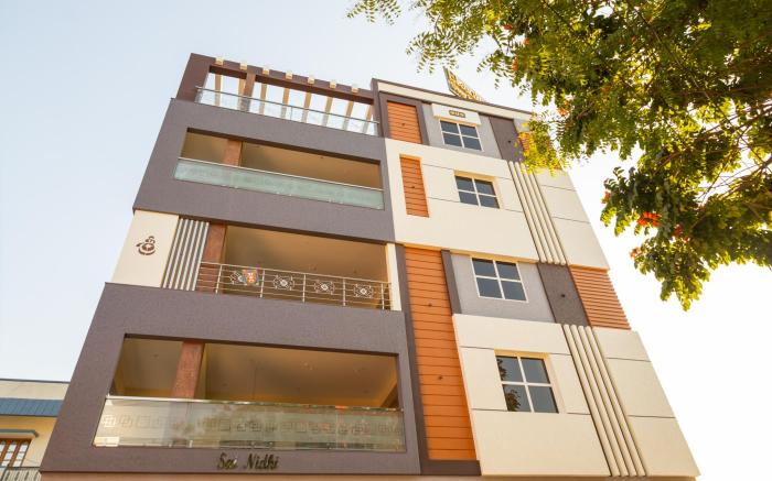 EkanteSrivari Stay inn - Tirupati