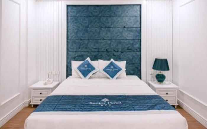 Senior Hotel