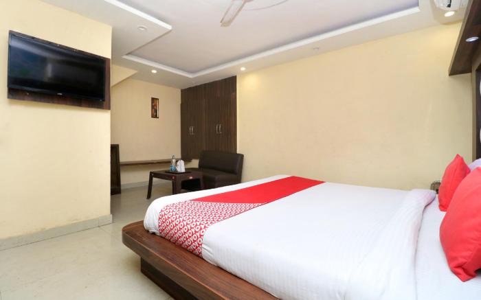 Hotel O JK