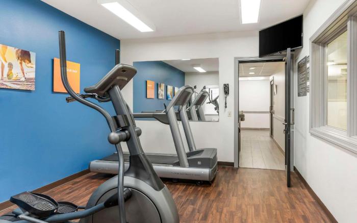 Comfort Suites Elgin Northwest