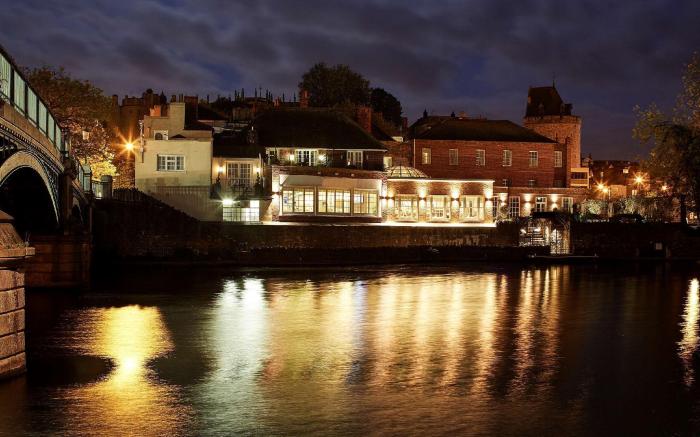 Sir Christopher Wren Hotel & Spa