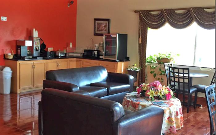 Scottish Inns and Suites Timbercreek