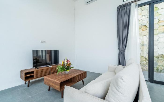 Light Way Villa