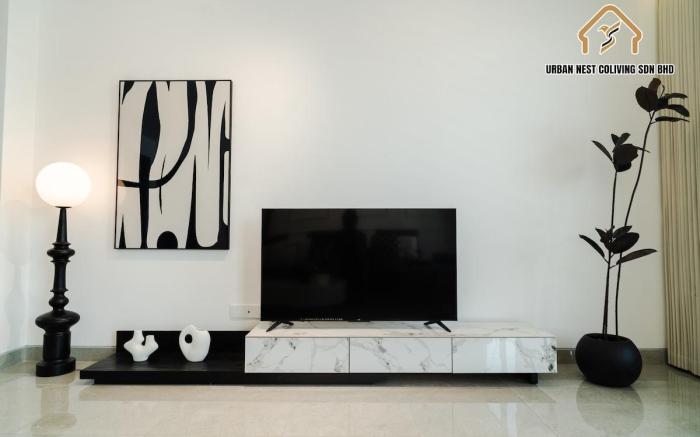 Georgetown  Elegant Chanel-style 3stry 4BR 18Pax
