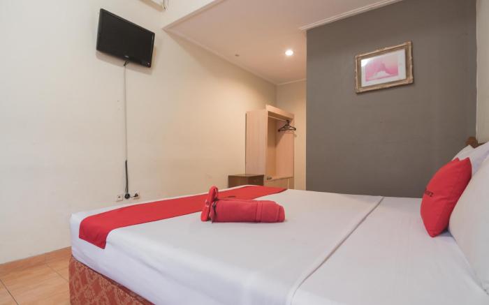 RedDoorz @ Buah Batu 3