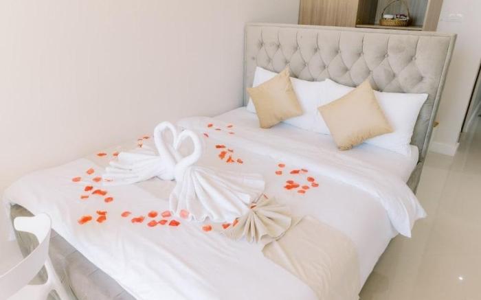 Signature Deluxe C Oceanview Room