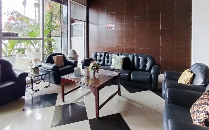RedDoorz near Focal Point Medan