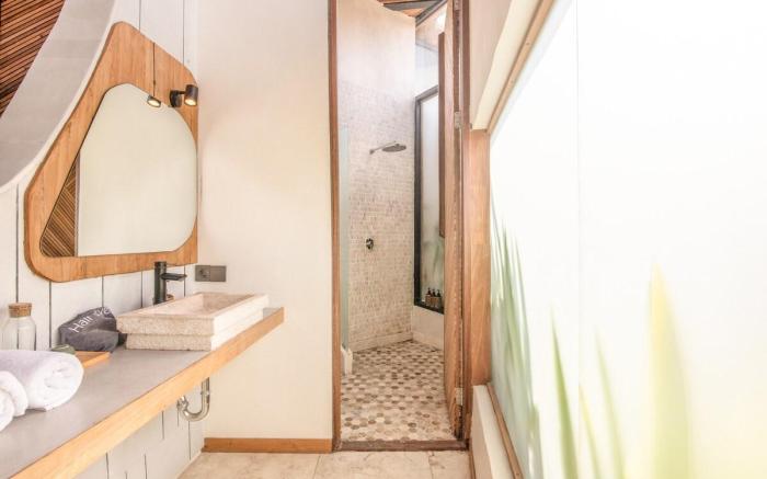 Beach Alcove Studio 4