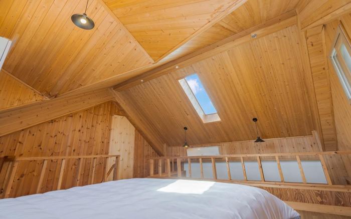 Yeongheungdo Rainbow Ocean View Pension