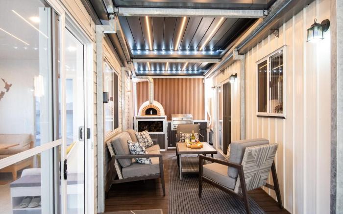 Aotearoa House NZ Style Yomitan, BBQ, Pizza Oven 