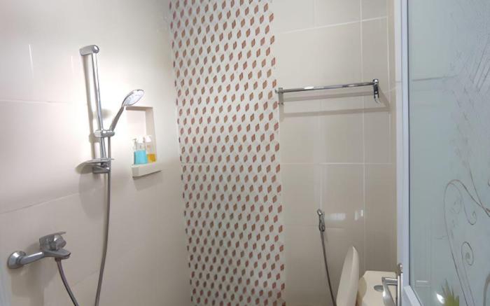 OMAH ZAHRA by Doorkost