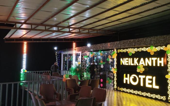 Neilkanth hotel dhanaulti 